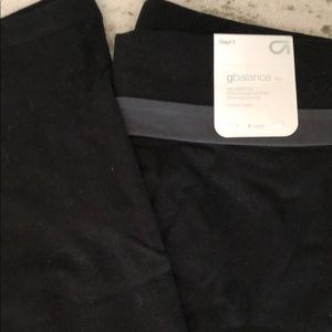NWT Gap g balance flare yoga pants small